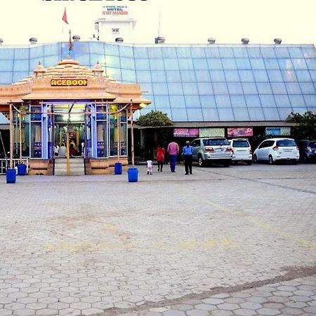 Hotel Nyay Mandir Bharuch Extérieur photo